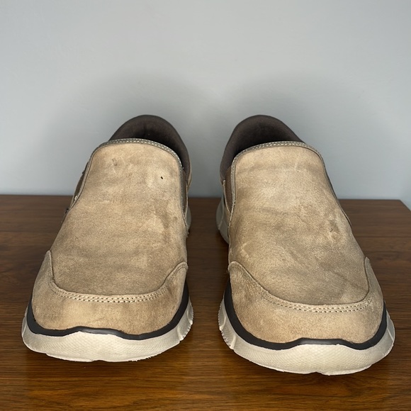 SKETCHERS MEMORY FOAM WIDE FIT MEN SHOE SNEAKER in COOL TAN - Picture 3 of 11